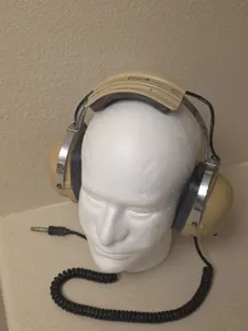 David Clark 250 Over-Ear Aviation Headset Beige Black Wired Adjustable Headband